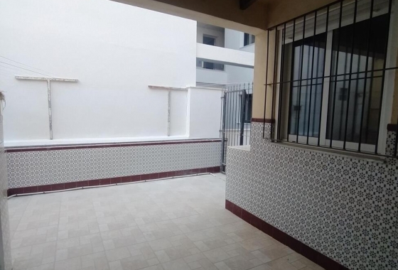 Herverkoop - Appartement / flat - Torrevieja - PLAYA DEL CURA - CENTRO