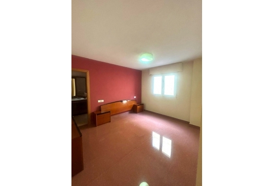 Herverkoop - Appartement / flat - Villena - Inland