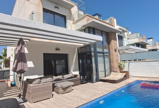 Herverkoop - Villa - Orihuela Costa - Costa Blanca