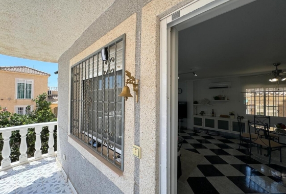 Herverkoop - Villa - Orihuela Costa - Costa Blanca