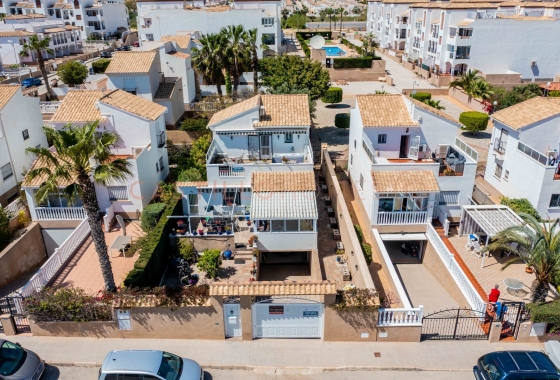 Herverkoop - Villa - Orihuela Costa - Punta Prima