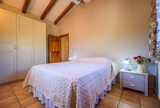 Resale - Villa - Catral