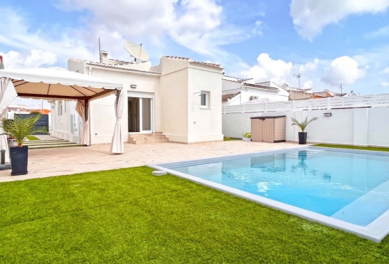 Herverkoop - Villa - Torrevieja - Costa Blanca