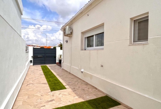 Herverkoop - Villa - Torrevieja - Costa Blanca