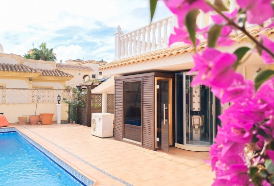 Herverkoop - Villa - Orihuela Costa - Altos De Campoamor