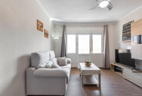 Herverkoop - Appartement / flat - Torrevieja - Estacion De Autobuses