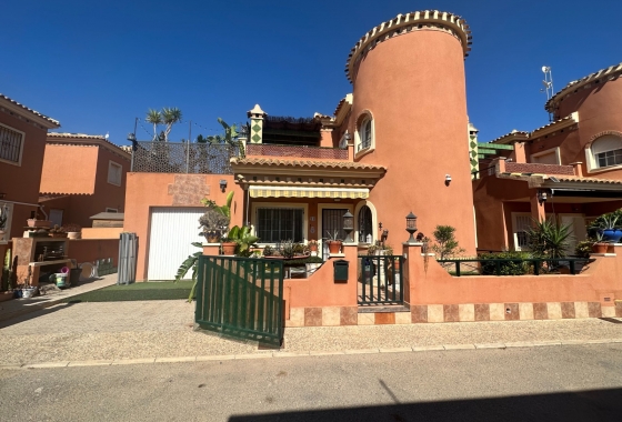 Herverkoop - Villa - Orihuela - Inland