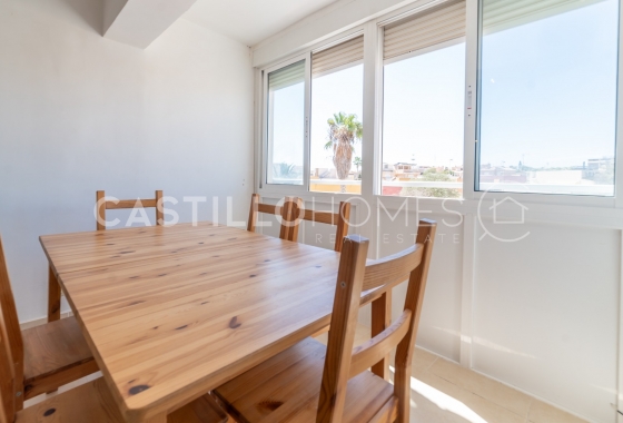 Herverkoop - Appartement / flat - Torrevieja - Urb. Rosaleda