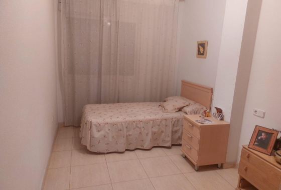 Herverkoop - Appartement / flat - Orihuela - Zona Centro