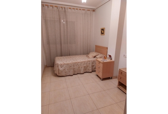 Herverkoop - Appartement / flat - Orihuela - Zona Centro