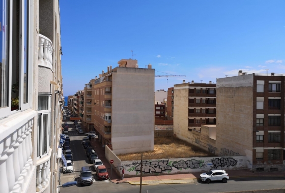 Herverkoop - Appartement / flat - Torrevieja - Estacion De Autobuses