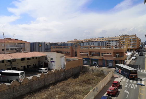 Herverkoop - Appartement / flat - Torrevieja - Estacion De Autobuses