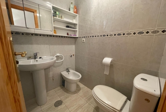 Herverkoop - Appartement / flat - Torrevieja - Estacion De Autobuses