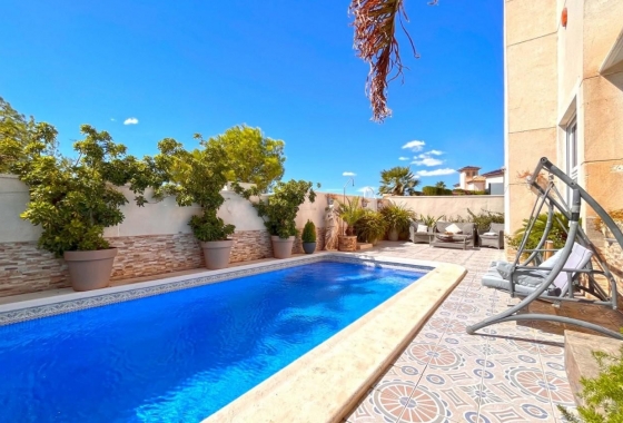 Herverkoop - Villa - La Zenia - Costa Blanca