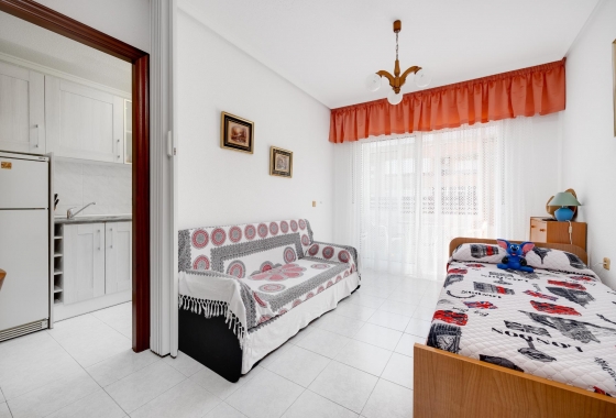 Herverkoop - Appartement / flat - Torrevieja - Centro