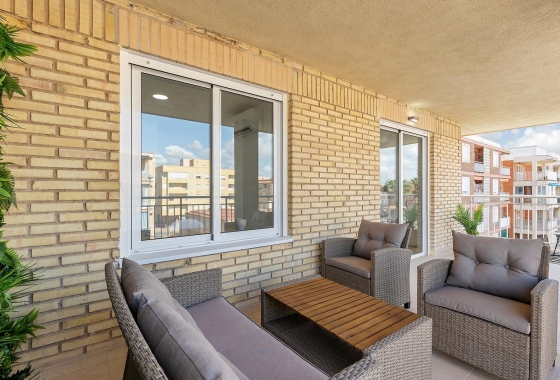 Herverkoop - Appartement / flat - Torrevieja - Playa De Los Naufragos