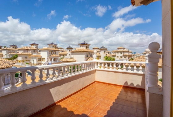 Herverkoop - Villa - Orihuela Costa - La Zenia