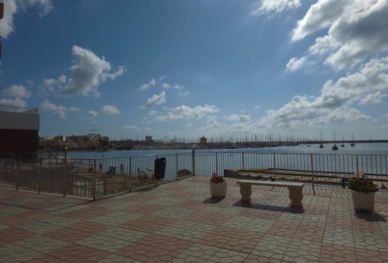 Перепродажа - Квартира - Torrevieja