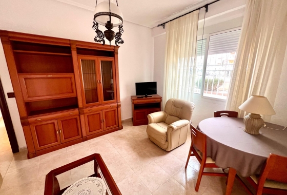 Herverkoop - Appartement / flat - Torrevieja - Playa De Los Naufragos