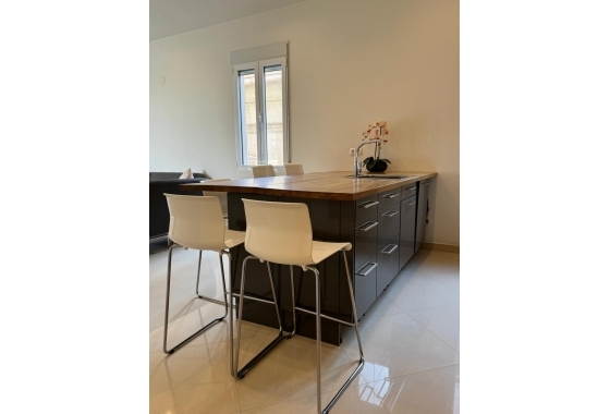 Herverkoop - Appartement / flat - Alicante - Centro