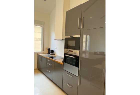 Herverkoop - Appartement / flat - Alicante - Centro