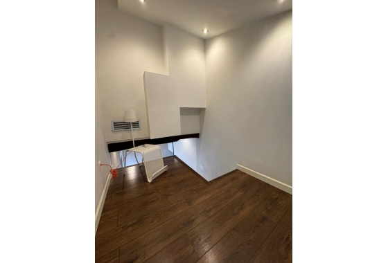 Herverkoop - Appartement / flat - Alicante - Centro