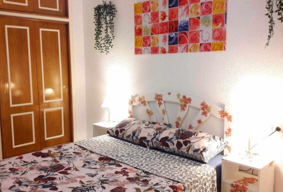 Herverkoop - Appartement / flat - Torrevieja - Centro