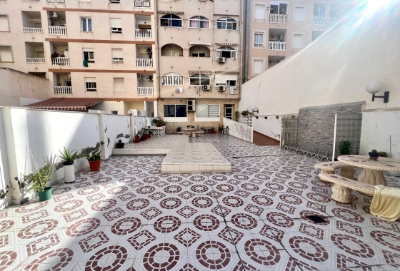 Herverkoop - Appartement / flat - Torrevieja - Centro