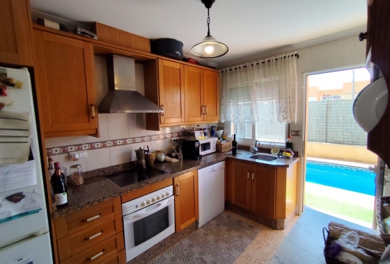 Herverkoop - Villa - Torrevieja - Aguas Nuevas 1