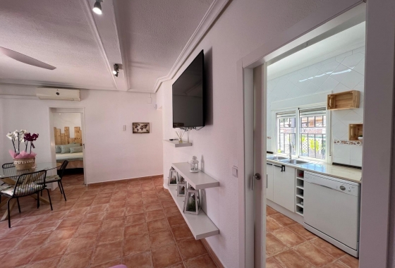 Herverkoop - Villa - Torrevieja - Los Balcones