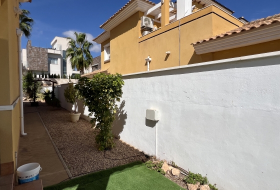 Herverkoop - Villa - Orihuela Costa - Costa Blanca