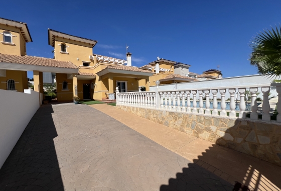 Herverkoop - Villa - Orihuela Costa - Costa Blanca