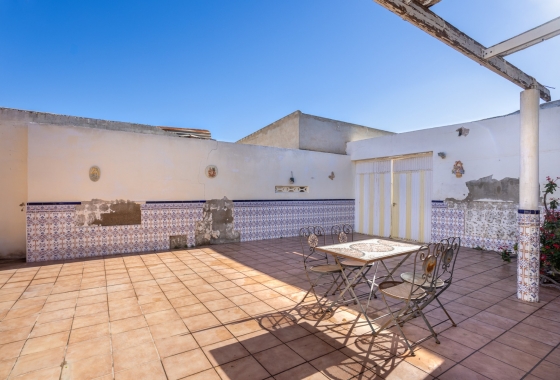 Resale - Finca / Country Property - Orihuela