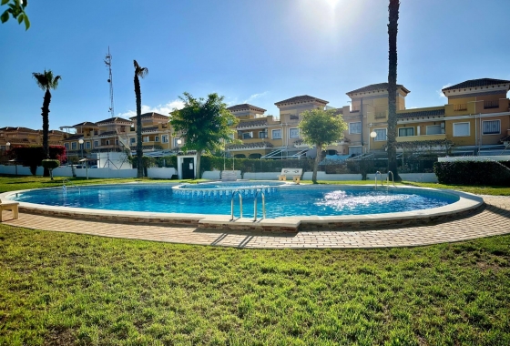 Herverkoop - Villa - Torrevieja - Aguas Nuevas 1