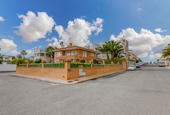 Herverkoop - Herenhuis - Torrevieja - La Veleta