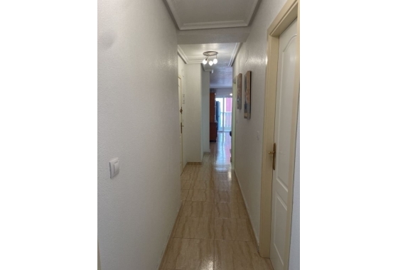 Herverkoop - Appartement / flat - Torrevieja - Costa Blanca