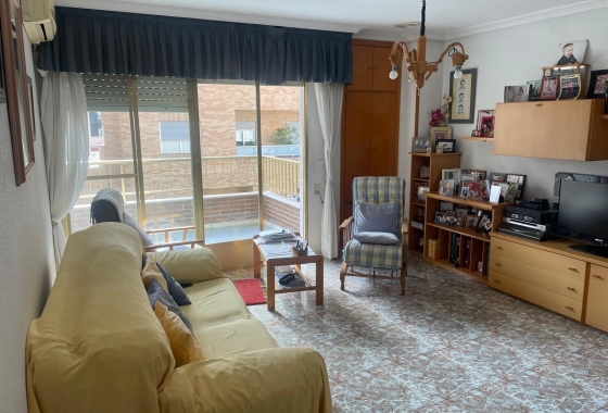 Herverkoop - Appartement / flat - Torrevieja - Centro