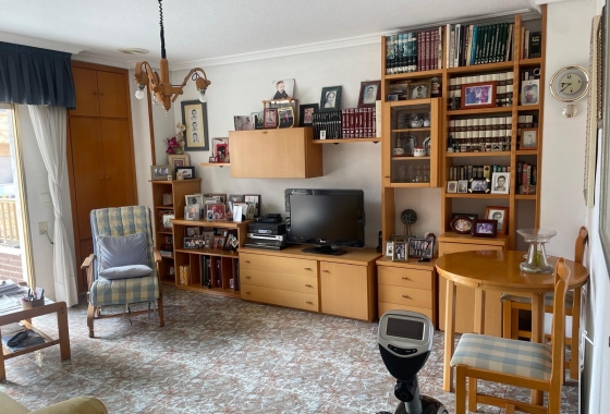 Herverkoop - Appartement / flat - Torrevieja - Centro