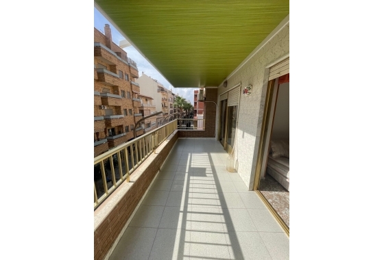 Herverkoop - Appartement / flat - Torrevieja - Centro