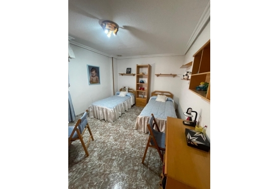 Herverkoop - Appartement / flat - Torrevieja - Centro