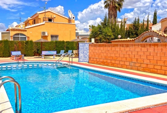 Herverkoop - Villa - Orihuela Costa - Costa Blanca