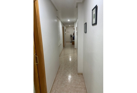 Herverkoop - Appartement / flat - Torrevieja - Playa de los Locos