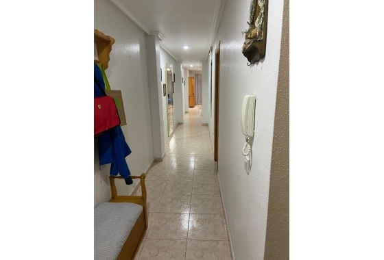 Herverkoop - Appartement / flat - Torrevieja - Playa de los Locos