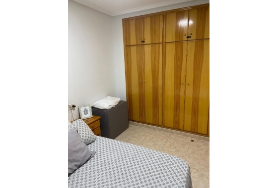 Herverkoop - Appartement / flat - Torrevieja - Playa de los Locos