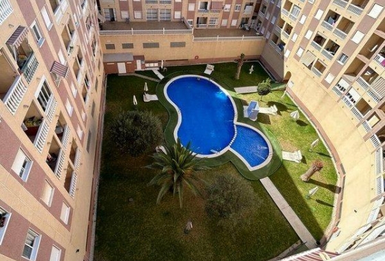 Herverkoop - Appartement / flat - Torrevieja - Centro