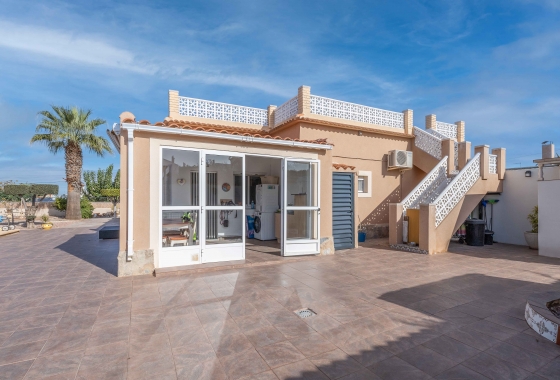 Herverkoop - Villa - La Marina - Costa Blanca