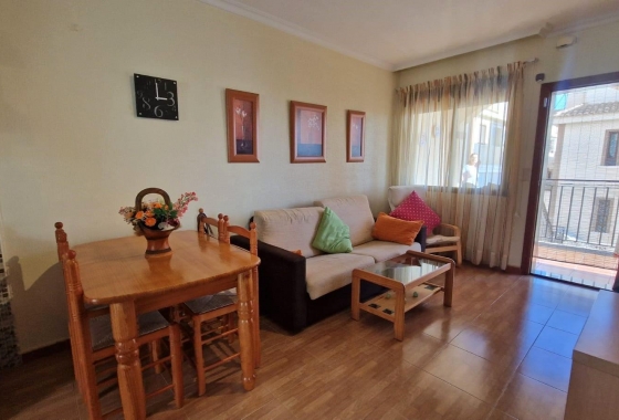 Resale - Bungalow - Torrevieja - Aguas Nuevas 1