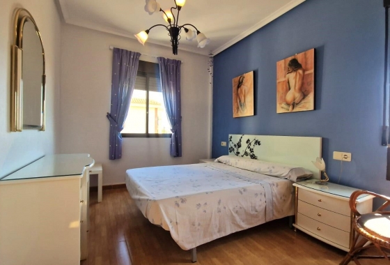 Resale - Bungalow - Torrevieja - Aguas Nuevas 1