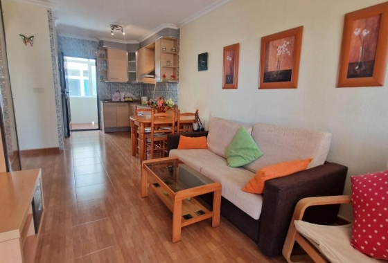 Resale - Bungalow - Torrevieja - Aguas Nuevas 1