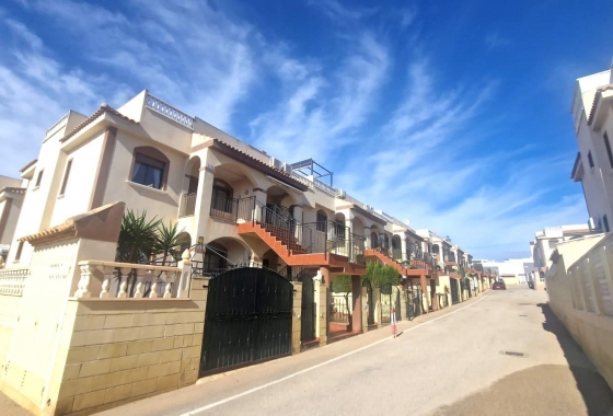 Resale - Bungalow - Torrevieja - Aguas Nuevas 1